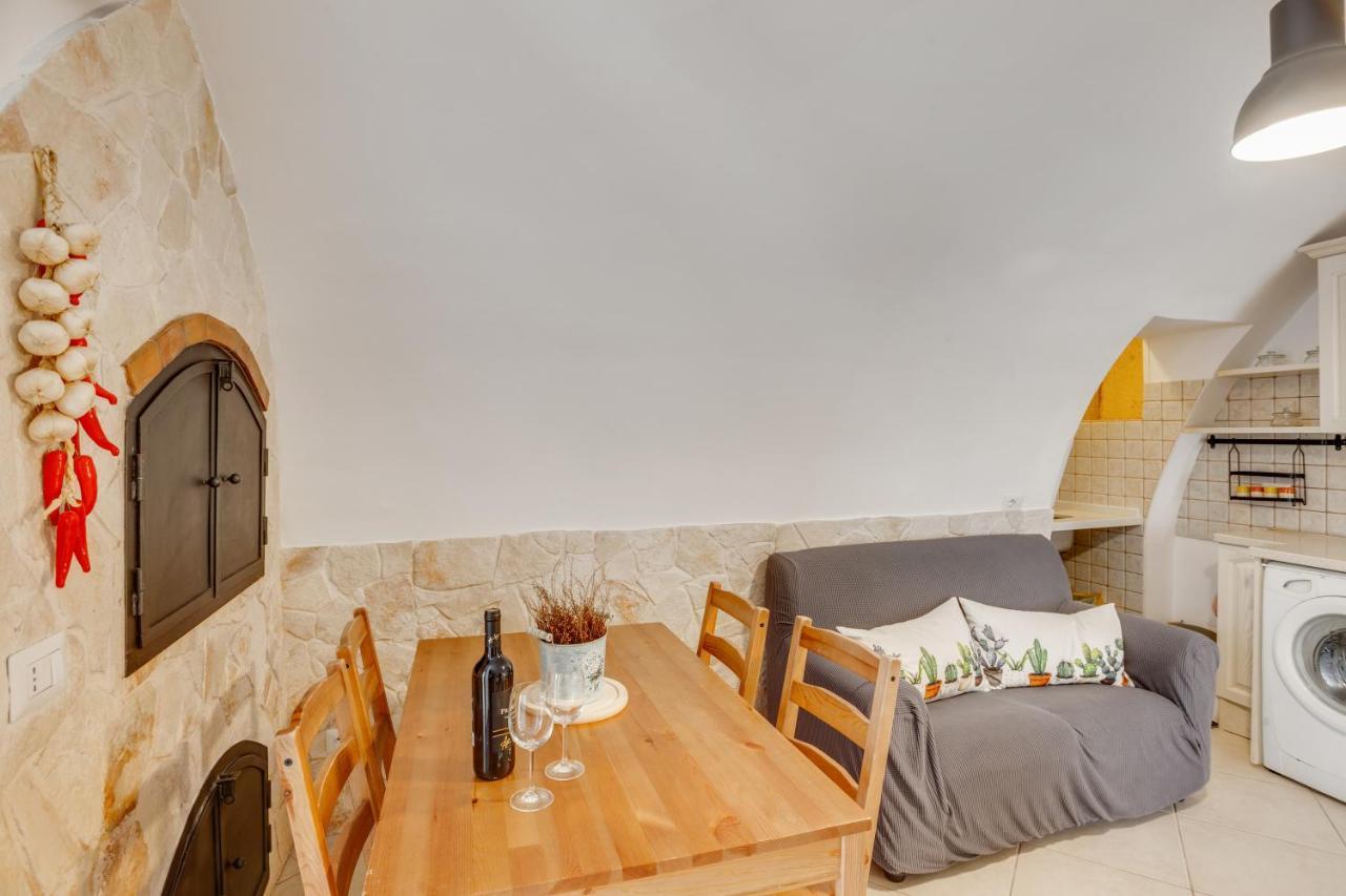 La Chicca Historic Center Beautiful Flat Apartman Monopoli Kültér fotó